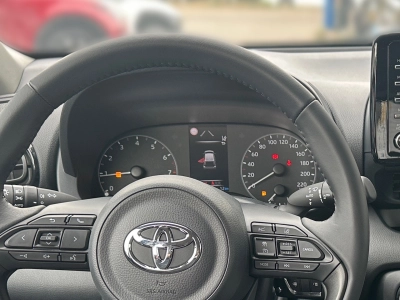 Toyota Yaris Comfort 1,0-l-VVT-i, 53 kW (72 PS) 5-Gang-Schaltgetriebe