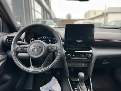 Toyota Yaris Cross 5-Türer Spicy Edition 1,5-l-VVT-iE Hybrid Syst. 
85kW (116 PS) CVT (4x2)