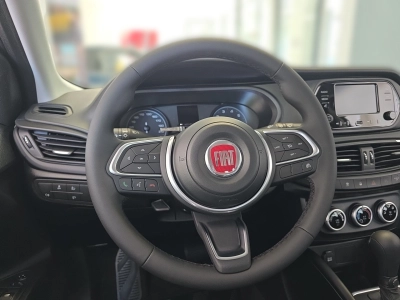 Fiat Tipo Kombi MY24 HYBRID 130 PS in weiß**