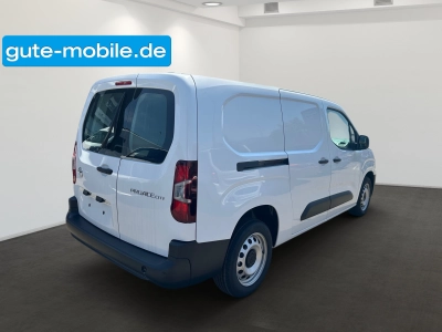Toyota Proace City L2 verblecht 4-türig Meister 1,5 D-4D 74 KW (102 PS) Start/Stop 6-Gang-Schaltgetriebe