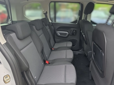 Toyota Proace City Proace City Verso L1 5-türig Team D 1,2-l-Turbo 81 Kw (110 PS) Start/Stop 6-Gang-Schaltgetriebe