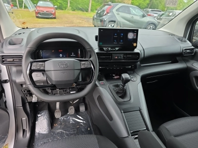Toyota Proace City Proace City Verso L1 5-türig Team D 1,2-l-Turbo 81 Kw (110 PS) Start/Stop 6-Gang-Schaltgetriebe