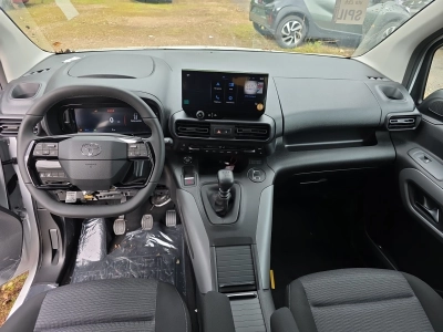 Toyota Proace City Proace City Verso L1 5-türig Team D 1,2-l-Turbo 81 Kw (110 PS) Start/Stop 6-Gang-Schaltgetriebe