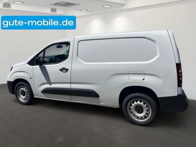 Toyota Proace City L2 verblecht 4-türig Meister 1,5 D-4D 96 KW (130 PS) Start/Stop 6-Gang-Schaltgetriebe