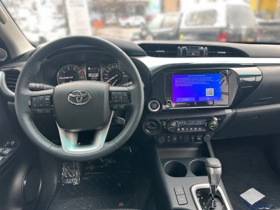 Toyota Hilux Double Cab Comfort 2,4-l-D-4D, 110 kW (150 PS) 6-Stufen-Automatikgetriebe 4x4