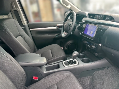 Toyota Hilux Double Cab Comfort 2,4-l-D-4D, 110 kW (150 PS) 6-Stufen-Automatikgetriebe 4x4