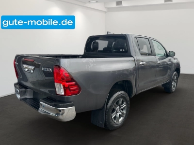 Toyota Hilux Double Cab Comfort 2,4-l-D-4D, 110 kW (150 PS) 6-Stufen-Automatikgetriebe 4x4