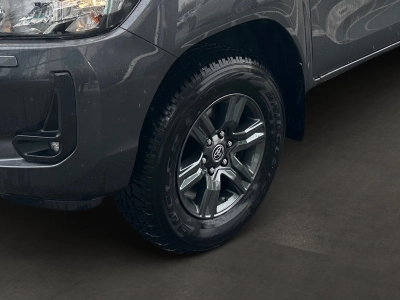 Toyota Hilux Double Cab Comfort 2,4-l-D-4D, 110 kW (150 PS) 6-Stufen-Automatikgetriebe 4x4