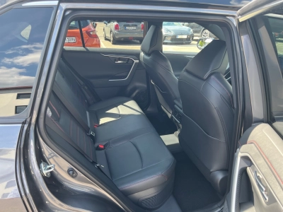 Toyota RAV 4 5-Türer Style 2.5l Plug-in Hybrid 
Automatikgetriebe CVT (AWD-i)