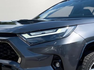 Toyota RAV 4 5-Türer Style 2.5l Plug-in Hybrid 
Automatikgetriebe CVT (AWD-i)