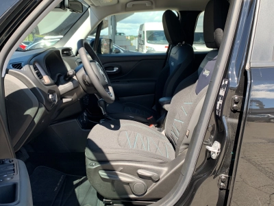 Jeep Renegade Upland Plug-In-Hybrid 4xe 241 PS I ACC I Navigationssystem

