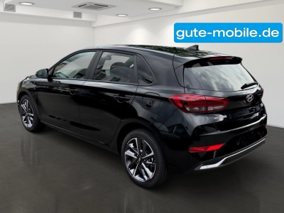 Hyundai i30 Advantage Automatik 140PS Benziner