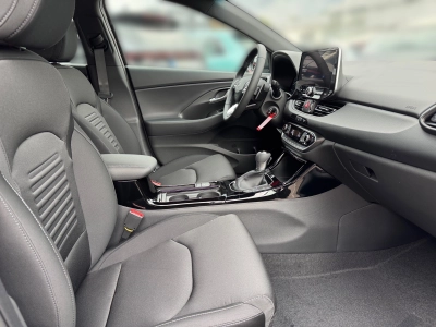 Hyundai i30 Advantage Automatik 140PS Benziner