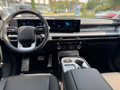 Hyundai IONIQ 9 6-Sitzer Uniq Allrad 307PS Panoramadach