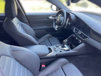 Alfa Romeo Giulia Quadrifoglio 2.9 V6 520PS / H&K  