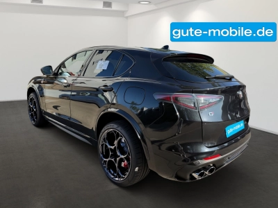 Alfa Romeo Stelvio Quadrifoglio Q4 520PS V6