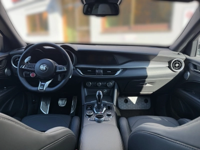 Alfa Romeo Stelvio Quadrifoglio Q4 520PS V6