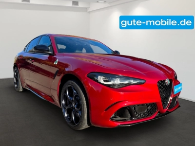 Alfa Romeo Giulia 2.9 V6 Bi-Turbo AT8 Quadrifoglio