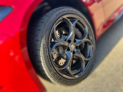 Alfa Romeo Giulia 2.9 V6 Bi-Turbo AT8 Quadrifoglio