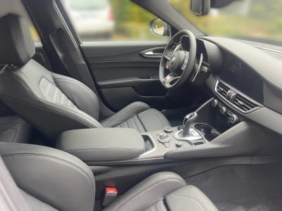 Alfa Romeo Giulia MY24 Quadrifoglio 520 PS 