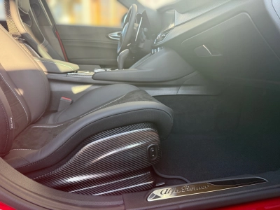 Alfa Romeo Giulia Quadrifoglio 520PS RB/SPARCO / ACRAPOVIC 