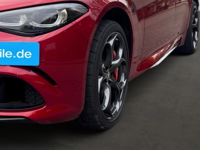 Alfa Romeo Giulia 2.9 V6 Bi-Turbo AT8 Quadrifoglio