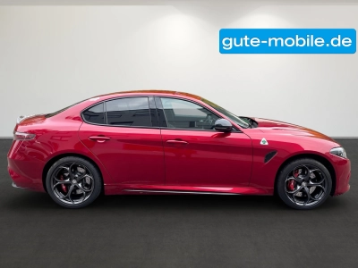 Alfa Romeo Giulia 2.9 V6 Bi-Turbo AT8 Quadrifoglio