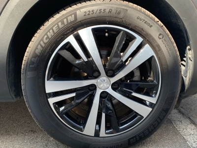 Peugeot 3008 GT 1.5 BlueHDi| SHZ| ACC| LED