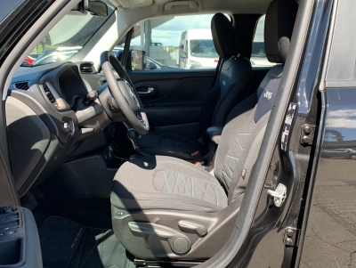 Jeep Renegade Upland Plug-In-Hybrid 4xe 241 PS | ACC 