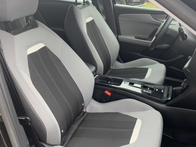 Opel Mokka-e Elegance 100kW | CarPlay | PDC | LED