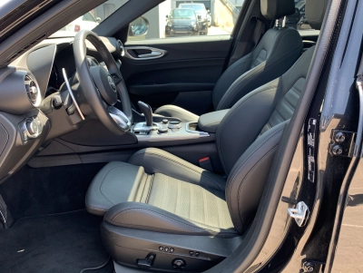 Alfa Romeo Giulia 2.0 Turbo Veloce MATRIX|PANO|CARPLAY