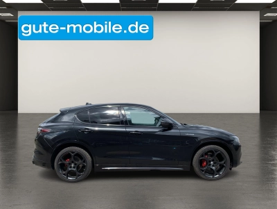 Alfa Romeo Stelvio 2.2 Diesel Veloce 21 Zoll | ACC | MATRIX