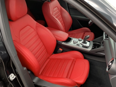 Alfa Romeo Stelvio 2.2 Diesel Veloce PANO | ACC | MATRIX