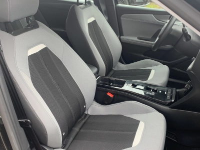Opel Mokka-e Elegance 100kW | CarPlay | PDC | LED