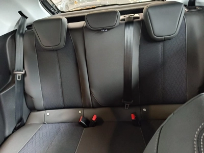 Opel Corsa eElegance 100KW| PDC| Isofix| LED| Carplay
