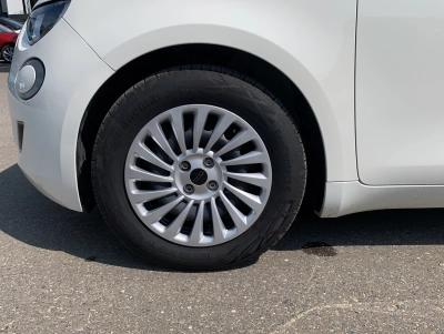Fiat 500C Basis 42 kWh 118PS| Carplay| Isofix| DAB| 