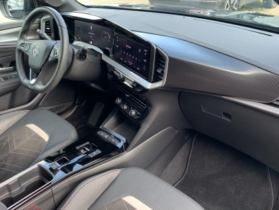 Opel Mokka-e Ultimate| Alcantara| CarPlay| LED| SHZ