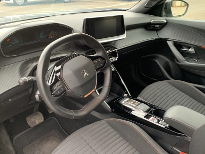 Peugeot 2008 e- Active (100 kW) 136PS| Bluetooth| DAB
