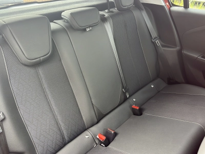 Opel Corsa -e Elegance | KAMERA| CarPlay| PDC| LED