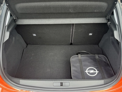 Opel Corsa -e Elegance | KAMERA| CarPlay| PDC| LED