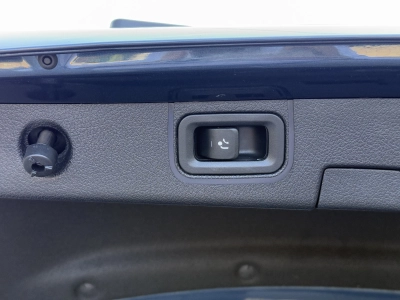 Mercedes-Benz A 180 7G-DCT Progressive / AHK / LED / RFK 