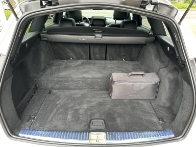 Mercedes-Benz E 300 de T 9G-TRONIC AMG Line /PANO / Burmester
