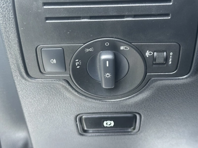 Mercedes-Benz Vito 111 CDI Lang / Standheizung / Regalsystem 