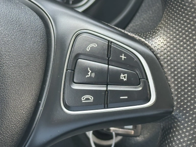 Mercedes-Benz Vito 111 CDI Lang / Standheizung / Regalsystem 