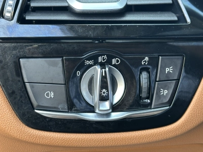 BMW 520 d Touring Aut. / Harman-Kardon / AHK 
