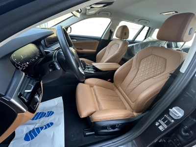 BMW 520 d Touring Aut. / Harman-Kardon / AHK 
