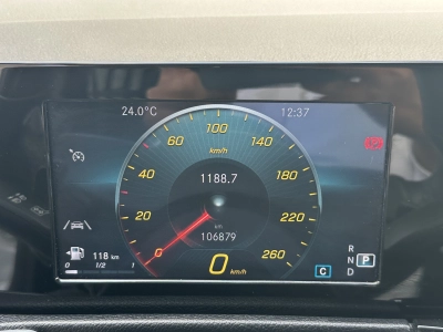 Mercedes-Benz GLB 200 d 8G-DCT Progressive / LED / DAB