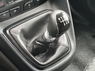 Ford Transit Connect 200 L1 S&S Trend / Bi- Xenon
