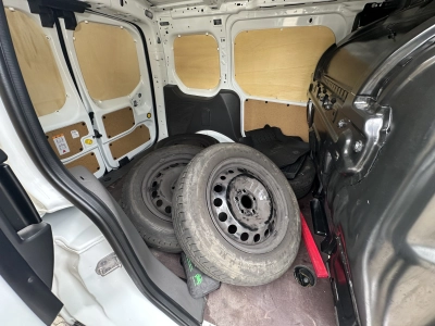 Ford Transit Connect 200 L1 S&S Trend / Bi- Xenon
