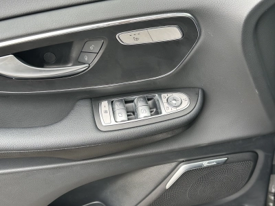 Mercedes-Benz V 300 d EDITION LANG AMG-LINE BURMESTER LED ILS